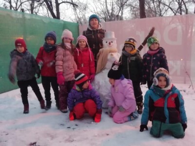 Cu iesitul afara… la Compania Mica